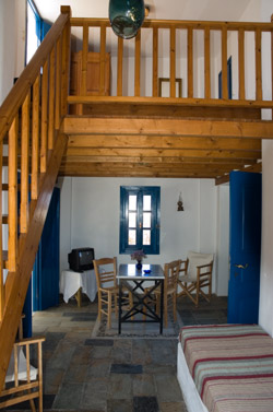 iliopetra room interior